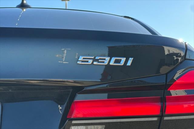 2022 BMW 5 Series 530i
