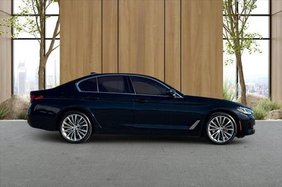2022 BMW 5 Series 530i