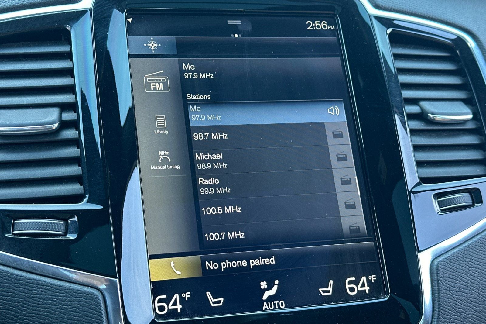 2018 Volvo XC90 T6 Momentum