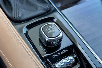 2018 Volvo XC90 T6 Momentum