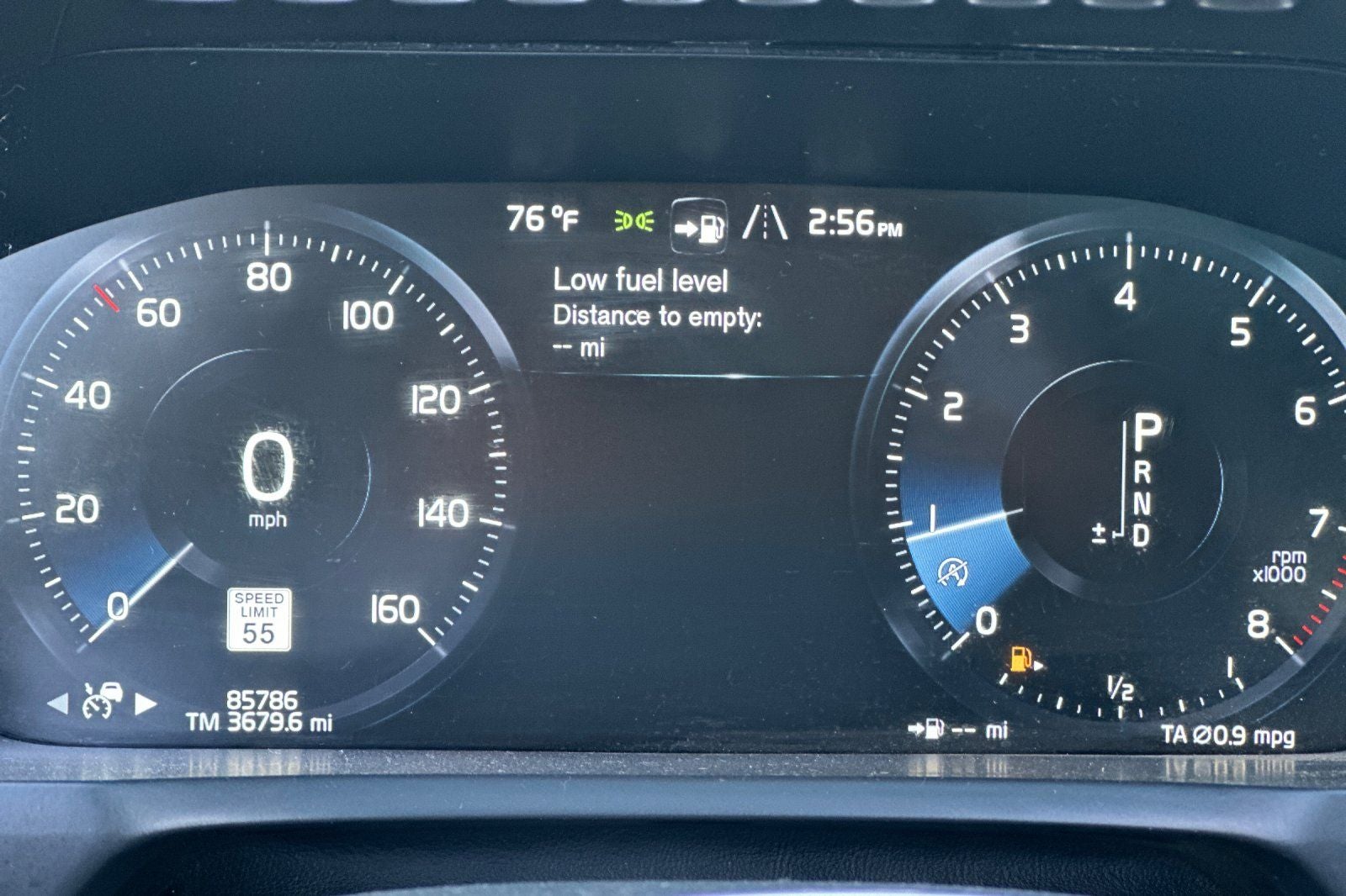 2018 Volvo XC90 T6 Momentum