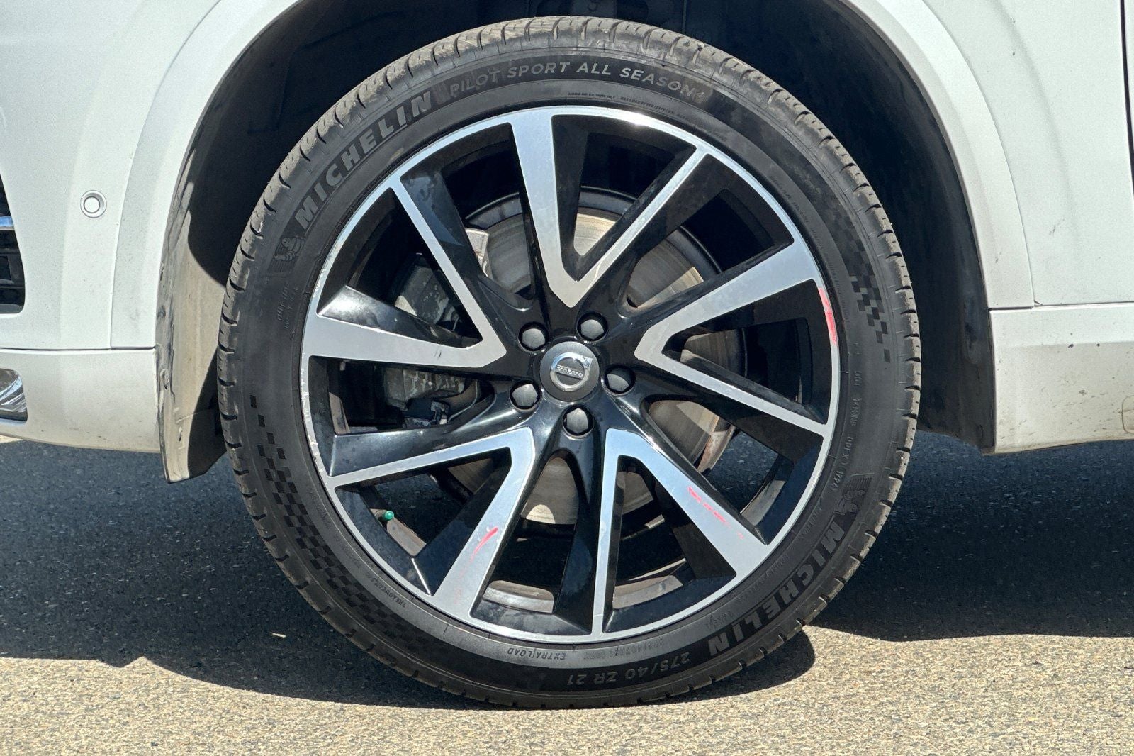 2018 Volvo XC90 T6 Momentum