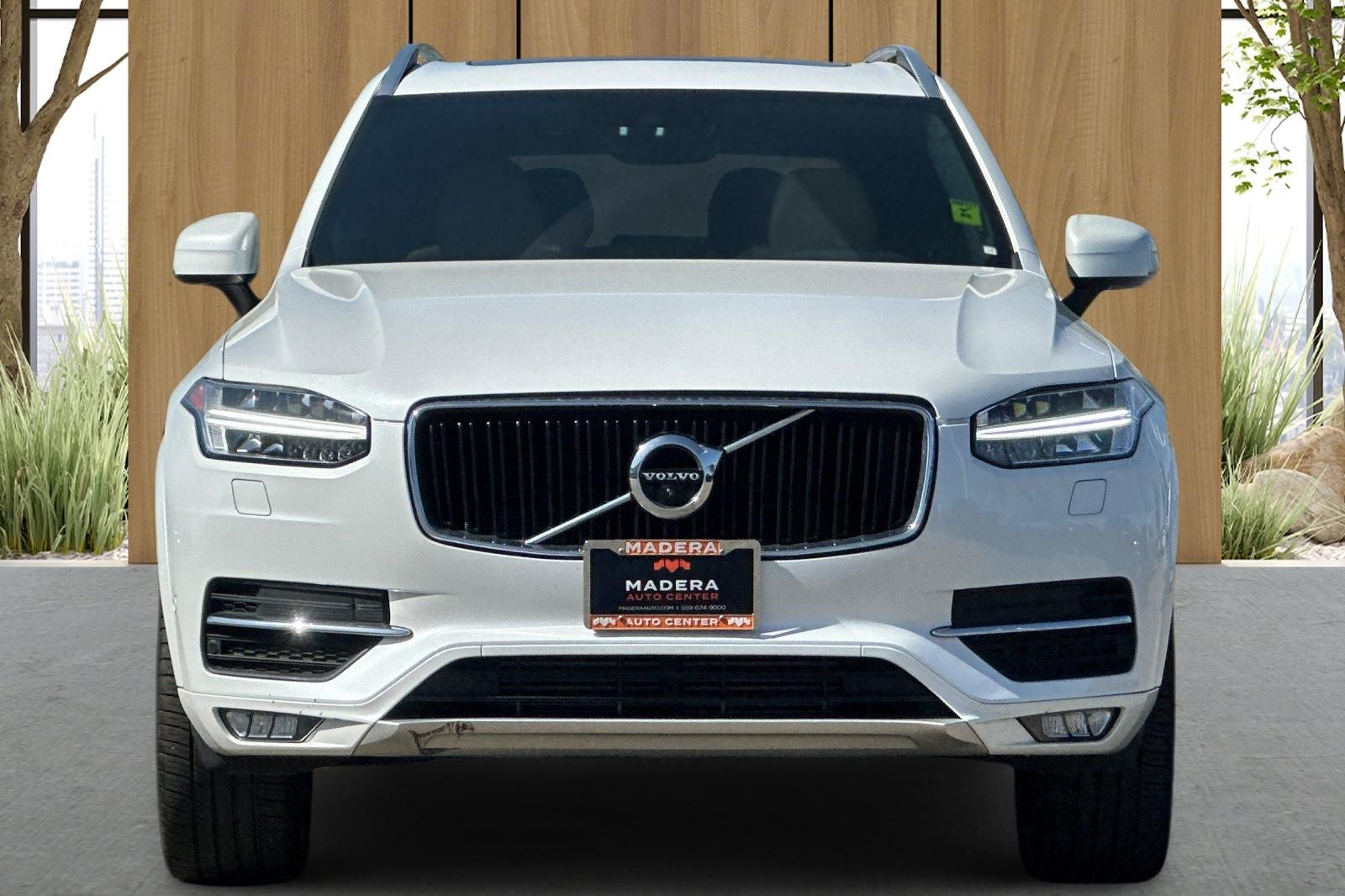 2018 Volvo XC90 T6 Momentum