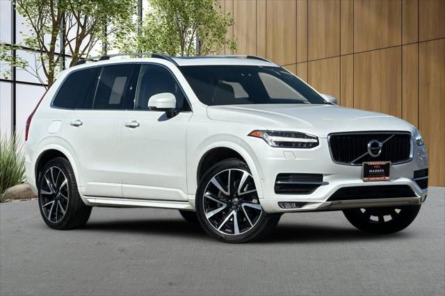 2018 Volvo XC90 T6 Momentum