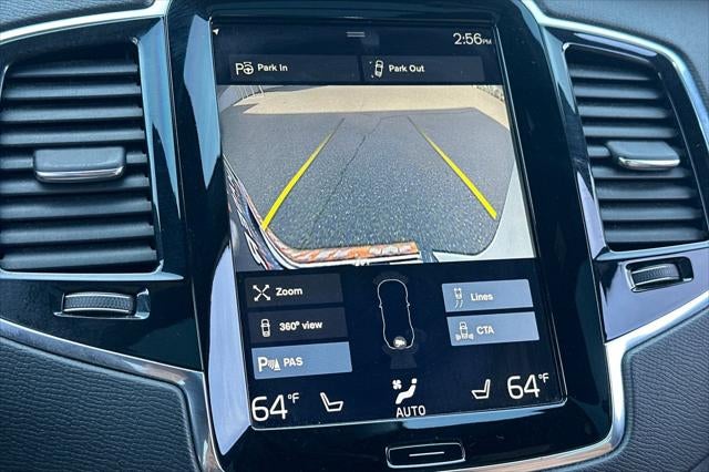 2018 Volvo XC90 T6 Momentum
