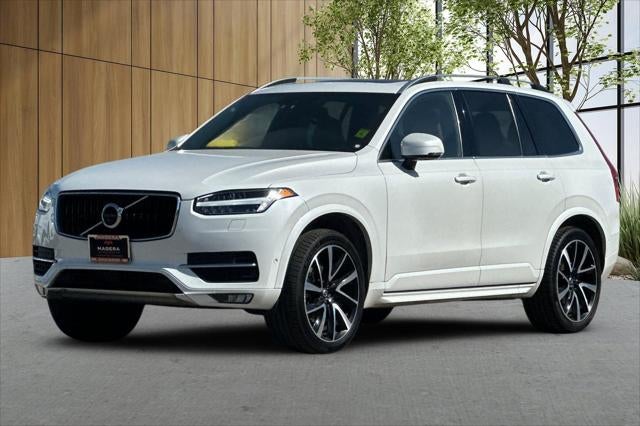 2018 Volvo XC90 T6 Momentum