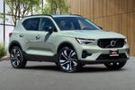 2023 Volvo XC40 B5 Plus Dark Theme
