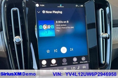 2023 Volvo XC40 B5 Plus Dark Theme