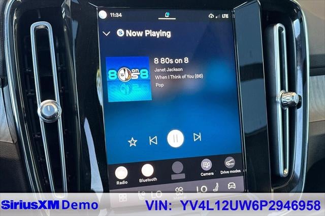 2023 Volvo XC40 B5 Plus Dark Theme